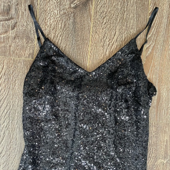 Black sequin dress (Small) - Picture 3 of 8